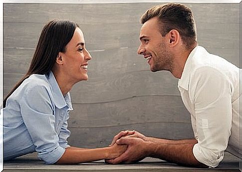 Smiling couples show that a partner can support you