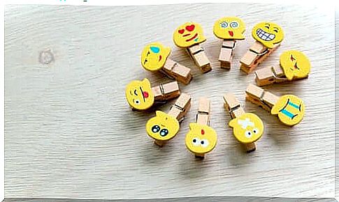 Clothes clip with yellow faces on